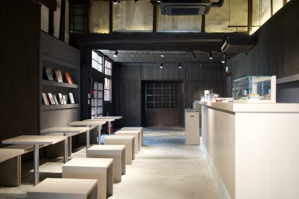 お匙 京都のBAR周辺の店内