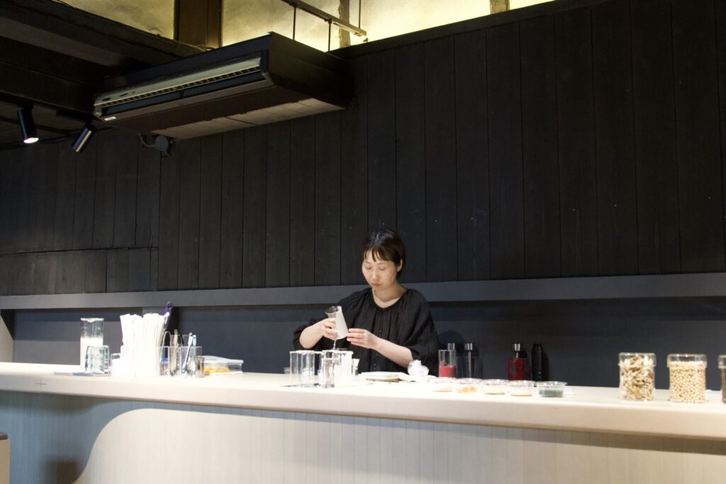 お匙 京都のBARカウンター